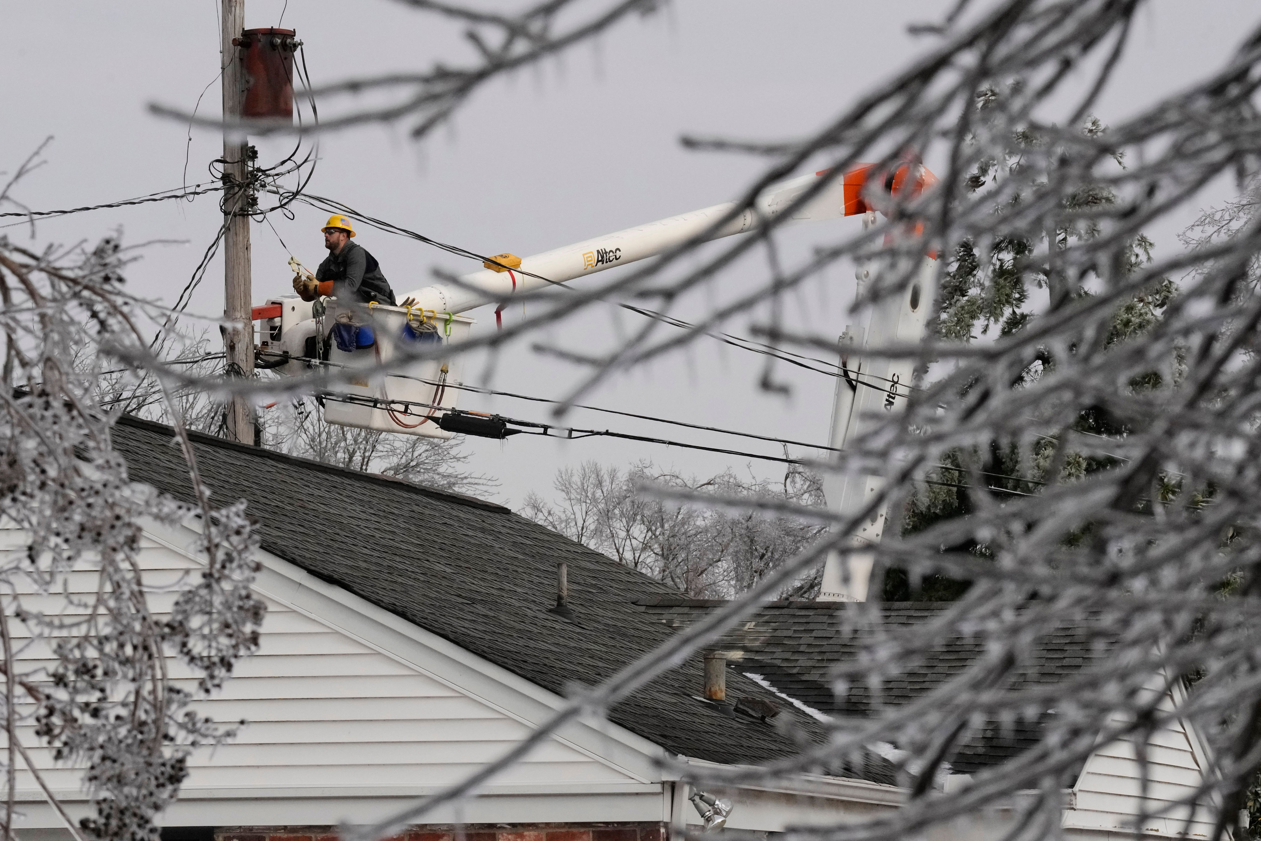Tens of thousands of Americans enter 6th day without power as Southeast ...