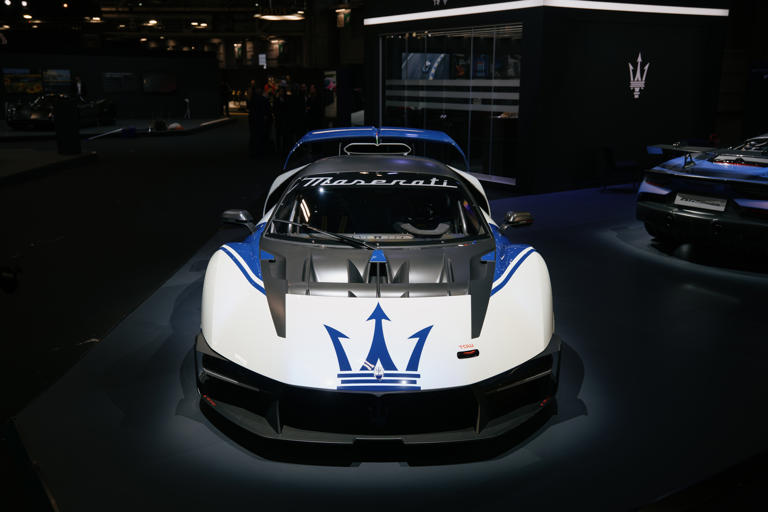 Alfa Romeo e Maserati debuttano a Retromobile con Bottegafuoriserie