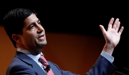 Trump taps Kevin Warsh to succeed Jerome Powell as Fed chairman