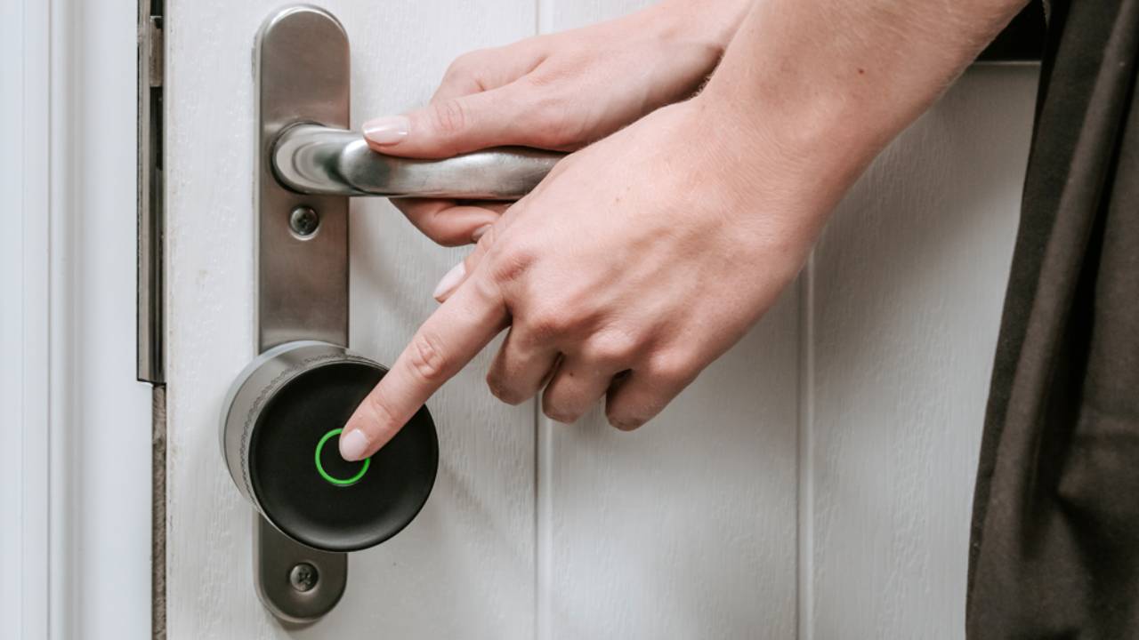 Yale Linus Smart Lock 2 Lite