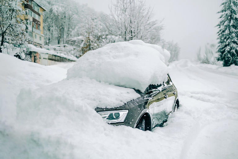 Winter storm warnings affecting 13 states as up to 15 inches of snow ...