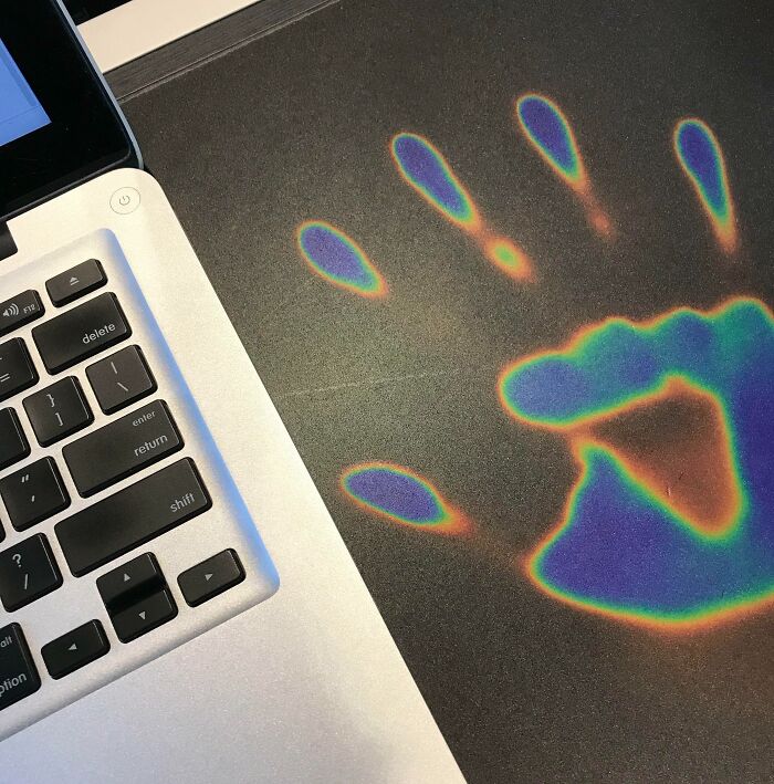 50 Ingenious Things Students Have Spotted At Their Schools And Universities (New Pics)