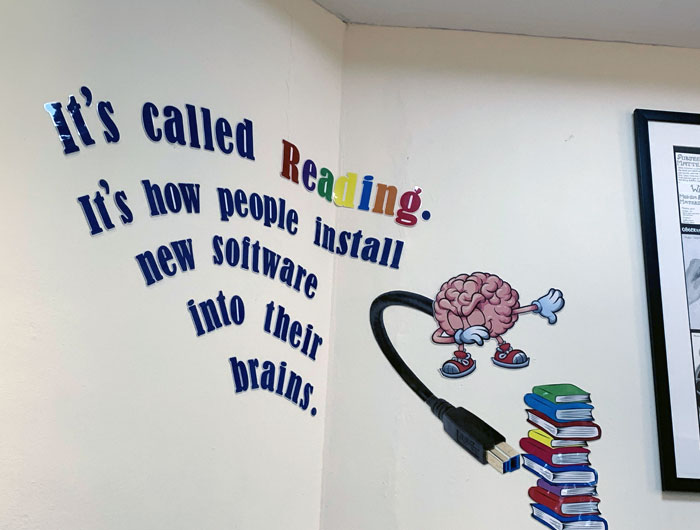 50 Ingenious Things Students Have Spotted At Their Schools And Universities (New Pics)