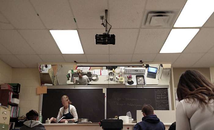 50 Ingenious Things Students Have Spotted At Their Schools And Universities (New Pics)