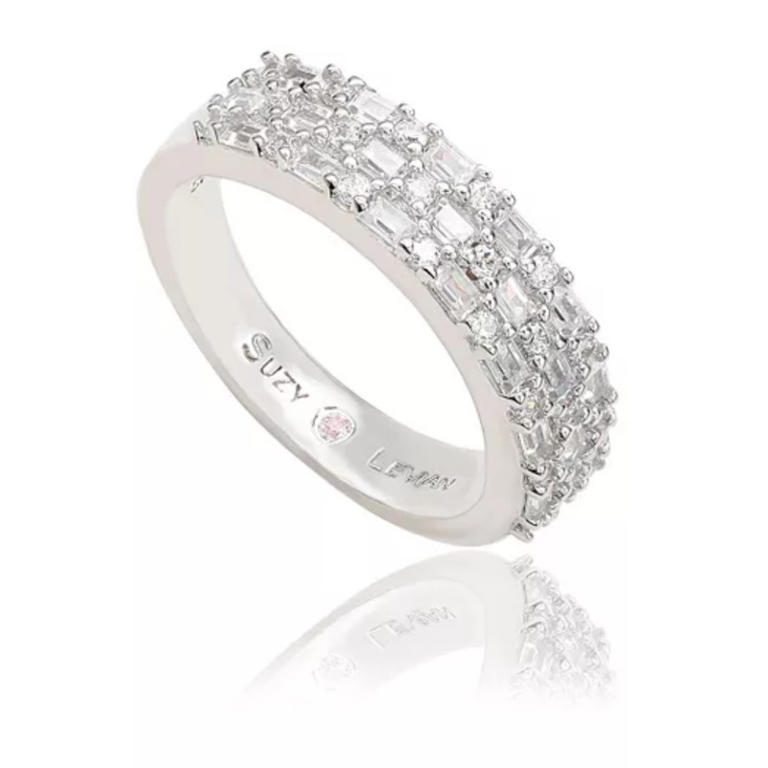 Macy's is selling a Valentine's Day gift-worthy ring with 'just the ...