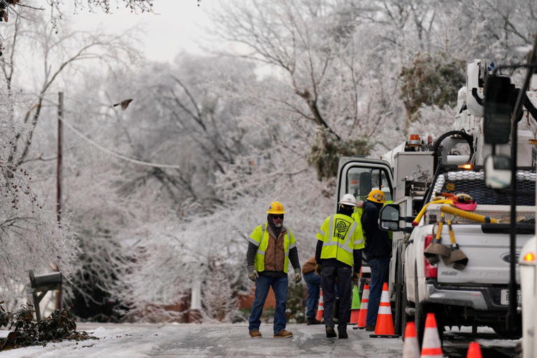 Tens of thousands of Americans enter 6th day without power as Southeast ...