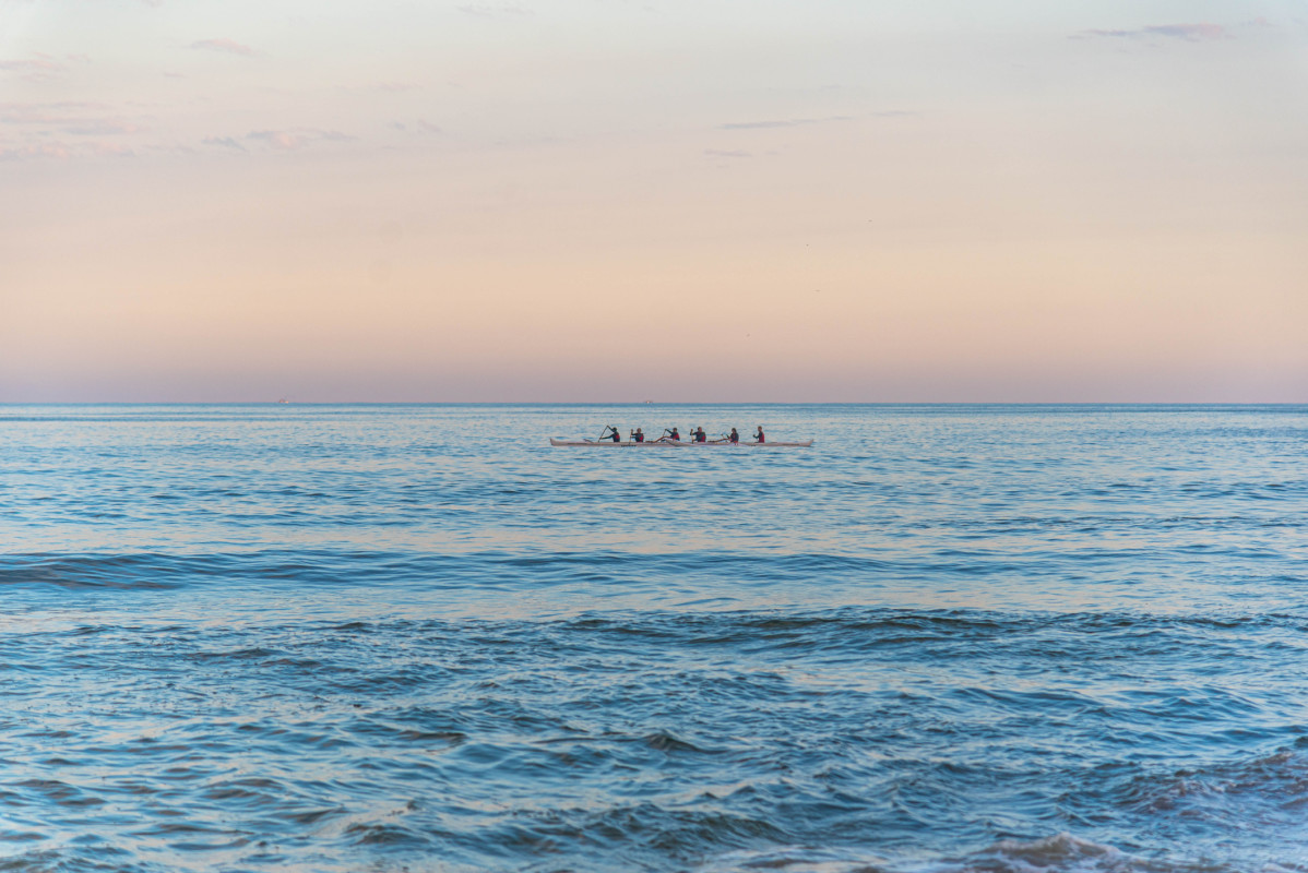 US rower, 25, sets historic record after rowing solo across the Atlantic