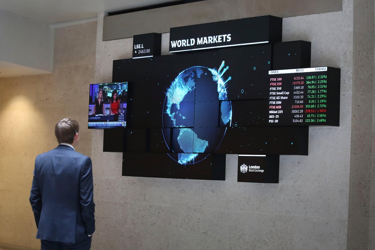 FTSE 100 finishes week with rise despite falls in mining stocks