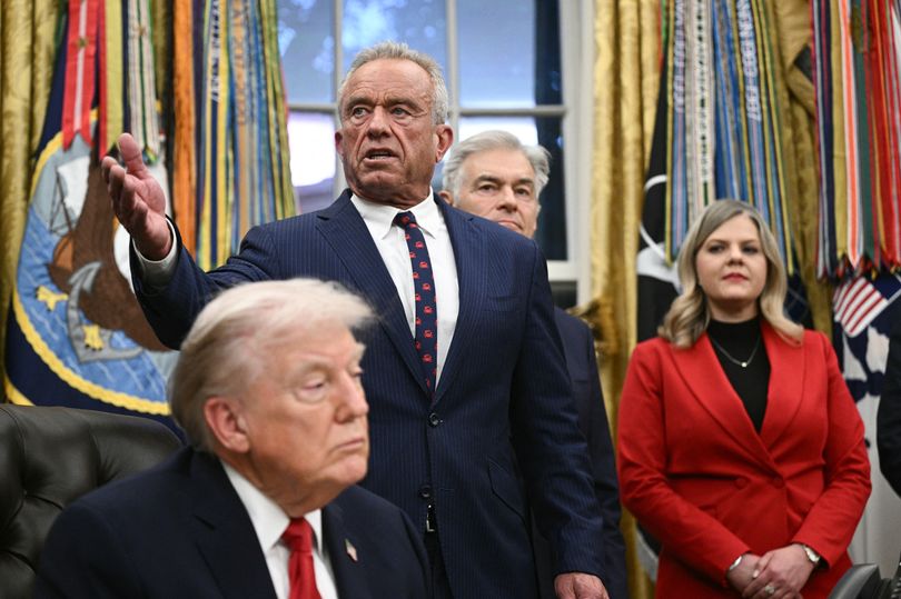 President Trump gives his verdict on Cheryl Hines' loyalty to husband ...