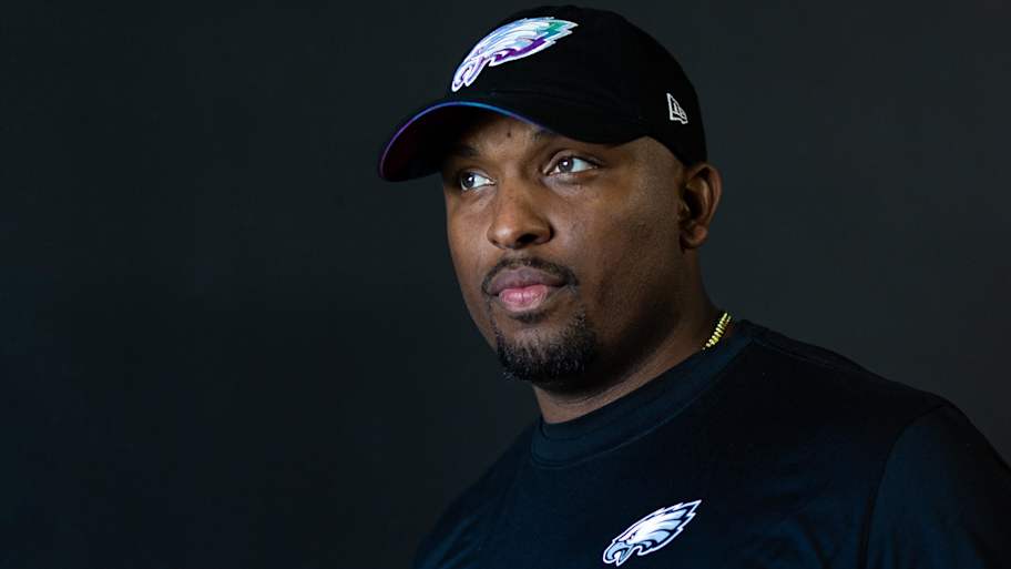 Broncos interview young Commanders coach for OC vacancy
