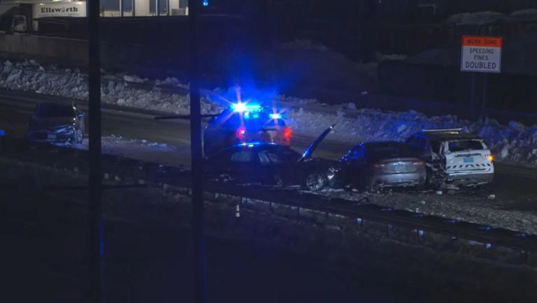 Police cruiser involved in multi-car crash in New Bedford