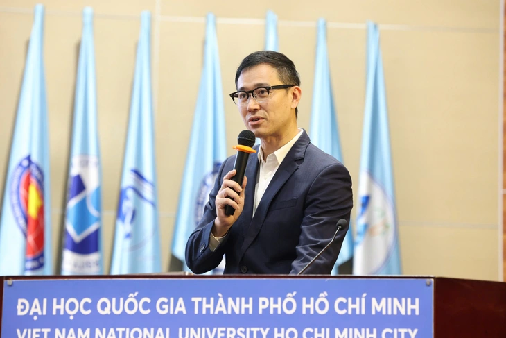 Bằng đại học không còn bảo đảm việc làm, các trường làm gì?