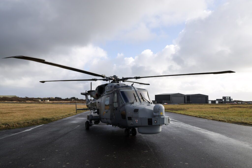 Royal Navy first as helicopters use data from multiple drones to target ...