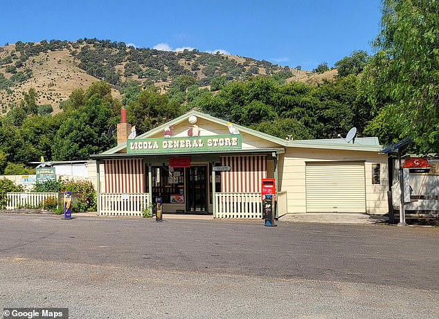 This Aussie town could be yours for just $10million... but the locals ...