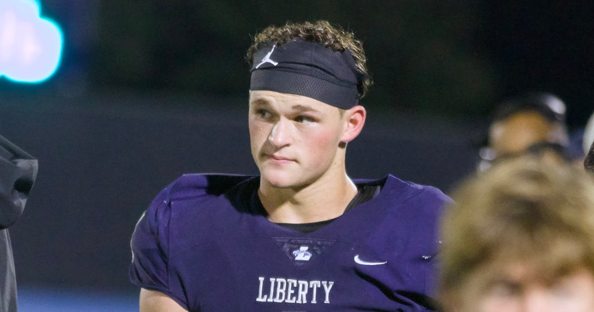 Oklahoma HC Brent Venables visits No. 1 LB Cooper Witten