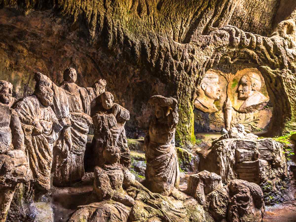 Il segreto nella roccia di Pizzo Calabro: la Chiesetta di Piedigrotta e ...