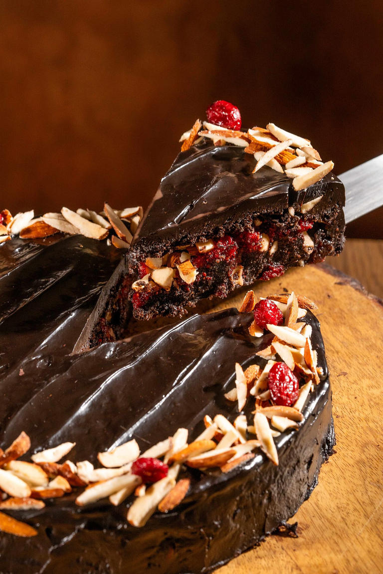 Why Mumbai’s dessert moment is getting crunchier, creamier and ...