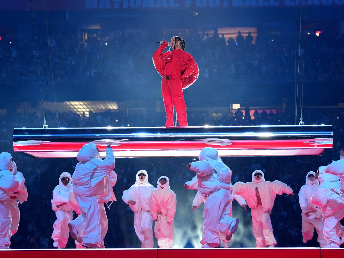 20 worst-rated Super Bowl halftime shows that fans protested