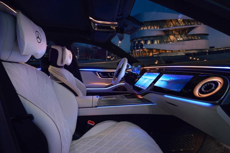 2026 Mercedes S-Class vs. 2027 Mercedes S-Class: Side-by-side gallery