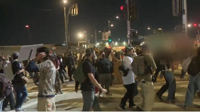 Immigration crackdown protests continue<br><br>