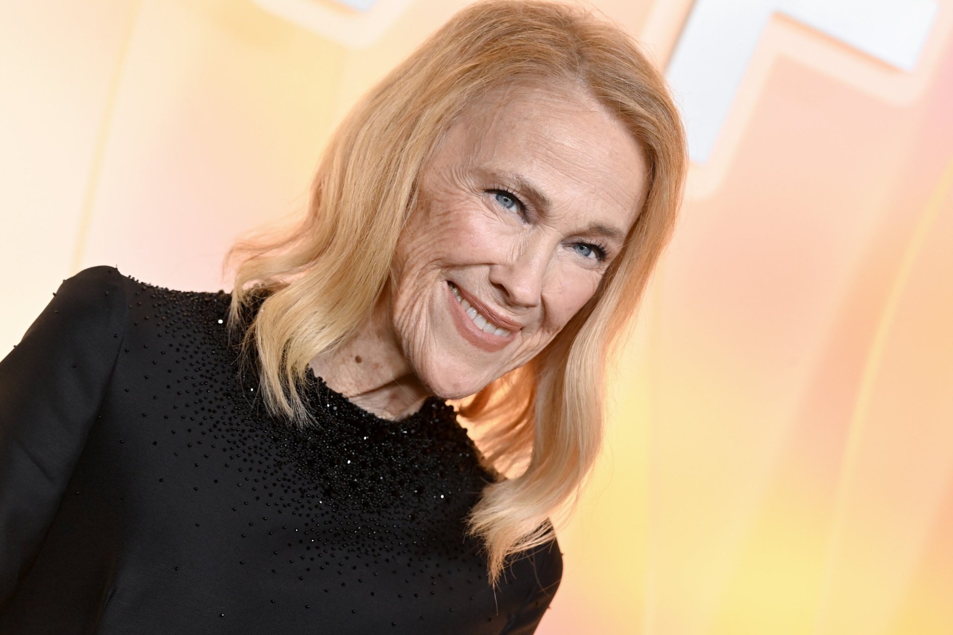 Catherine O’Hara rushed to hospital while struggling to breathe before she died<br>
