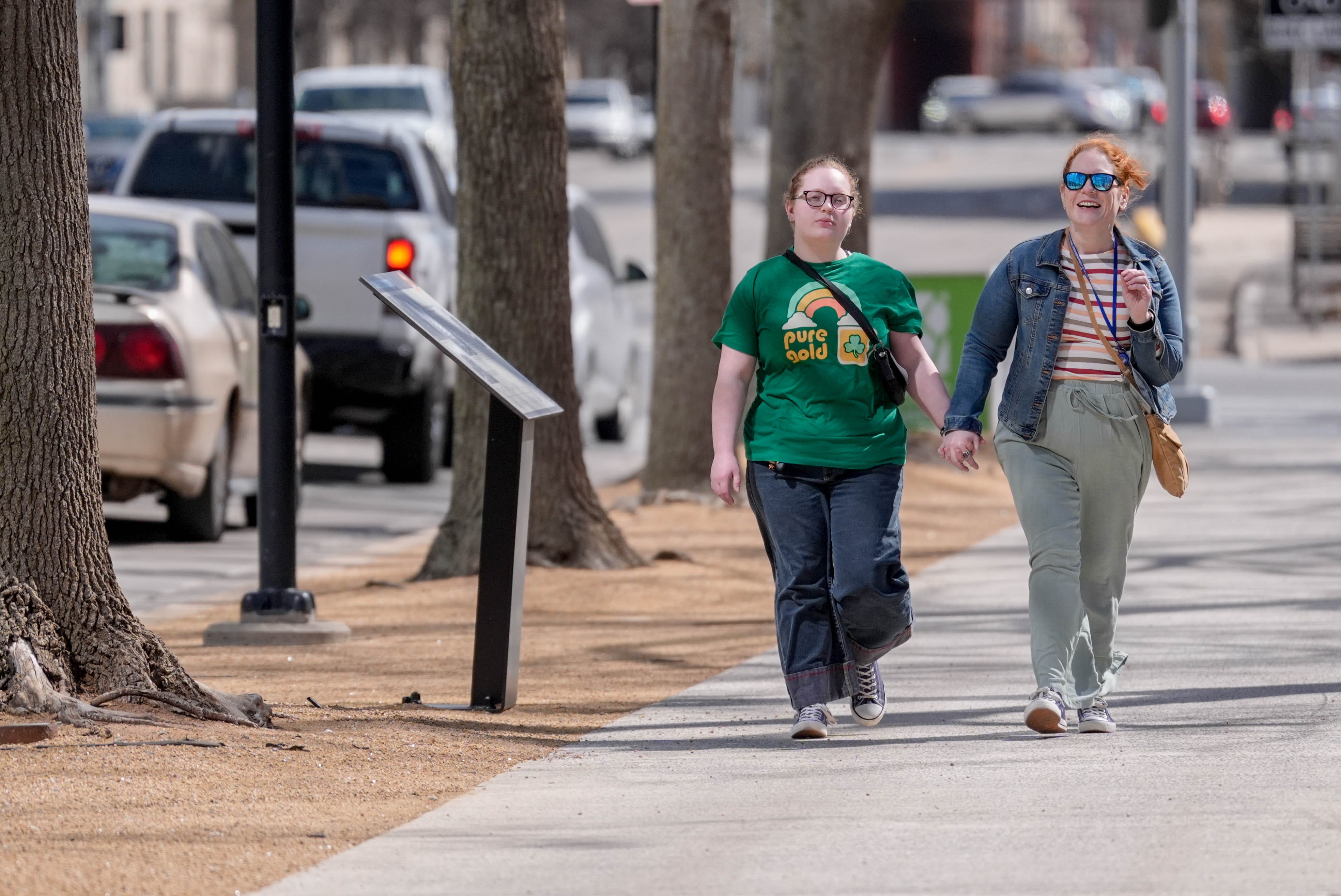 Farmer's Almanac predicts warm spring weather ahead for Oklahoma