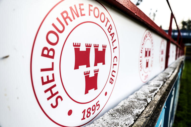 Derby County secure deal for promising Shelbourne centre back Raymond Offor