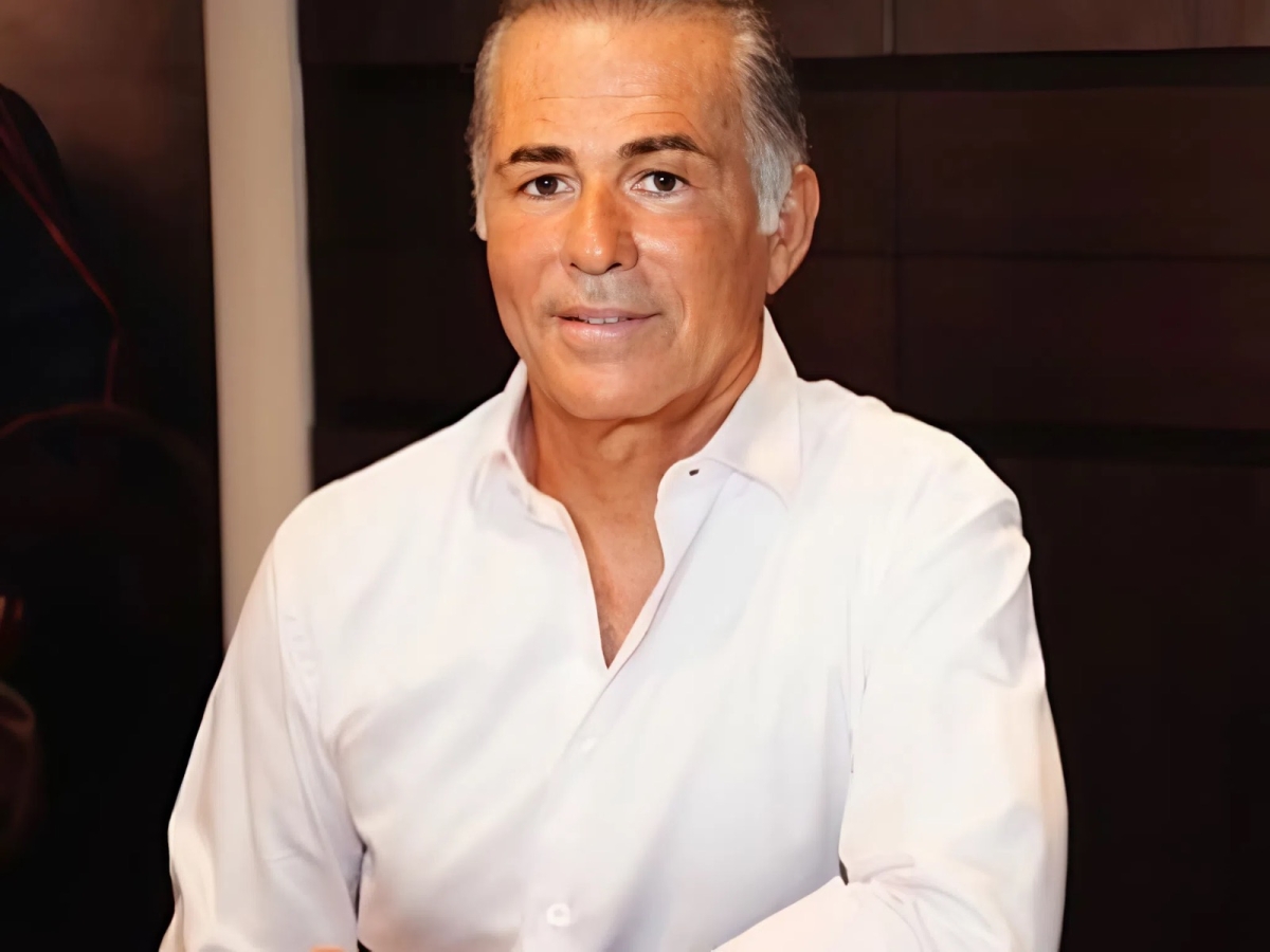 Tỷ phú kim cương tử vong trong ca phẫu thuật thẩm mỹ nhạy cảm, bác sĩ lĩnh án