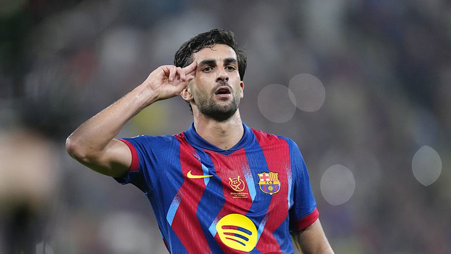 Ferran Torres is part of Hansi Flick’s long-term plans at Barcelona. | Jose Hernandez/Anadolu/Getty Images