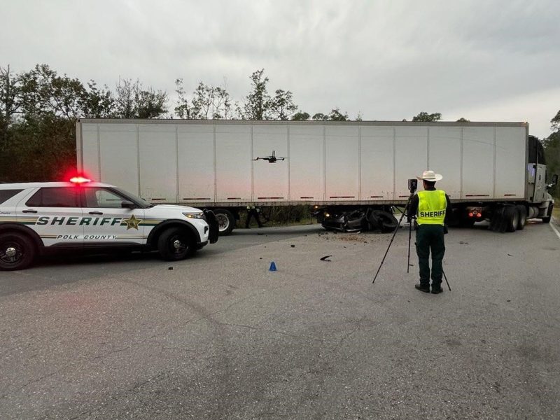 1 dead after crash involving semi-truck in Polk County<br><br>