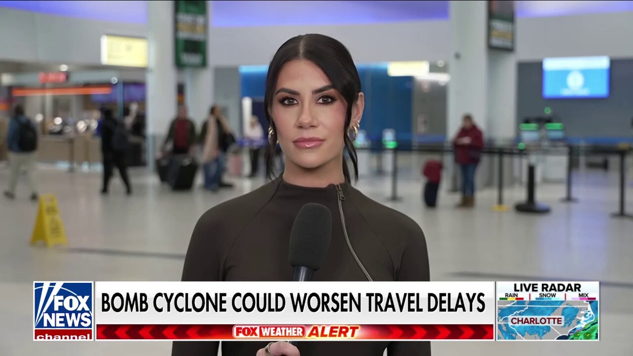 Bomb cyclone slams East Coast, knocks out power across Carolinas<br><br>