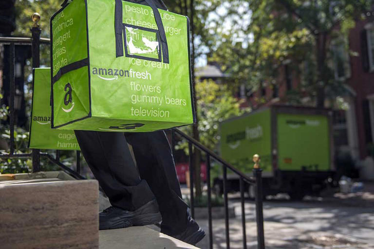 Amazon wants you to shop for groceries online as it shutters retail stores