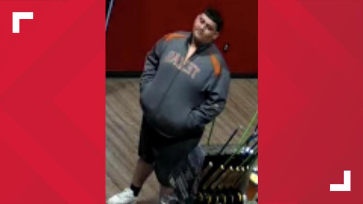 Officials searching for suspect who robbed vape shop in San Antonio