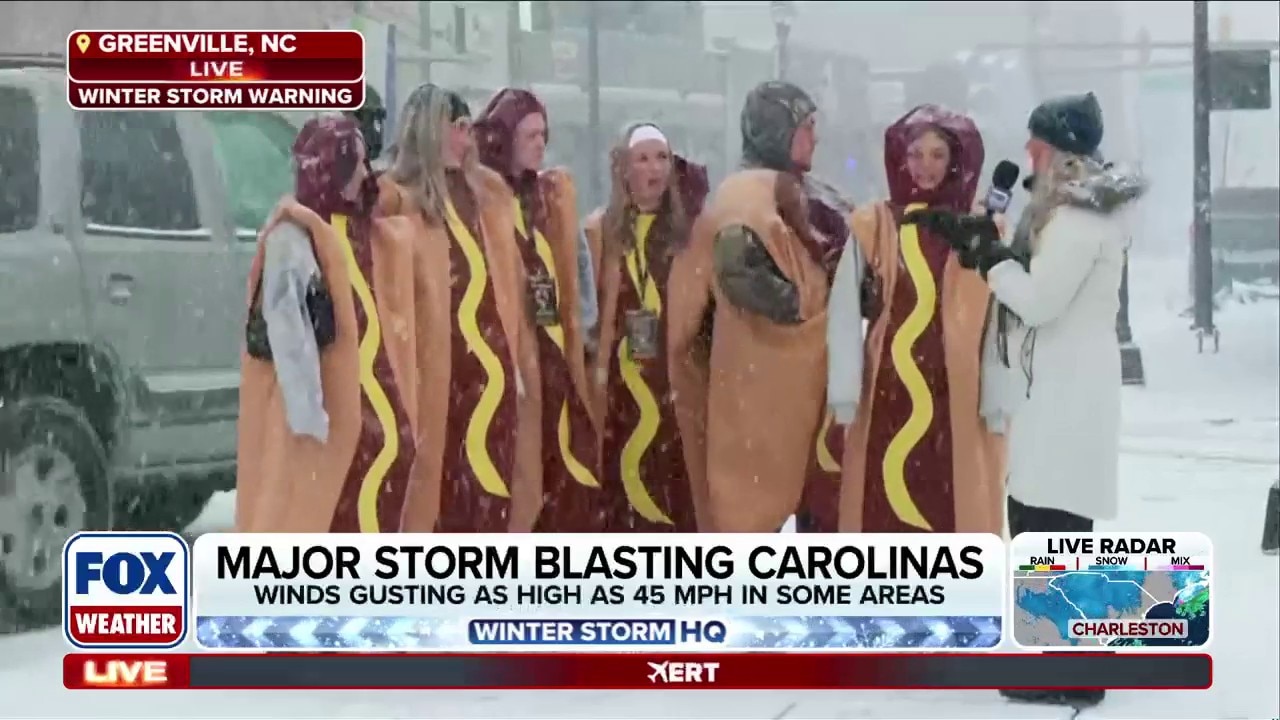 Major winter storm dumps snow in North Carolina college town, inviting ...