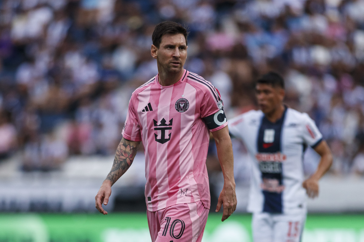 Is Lionel Messi playing tonight for Inter Miami vs Atlético Nacional?