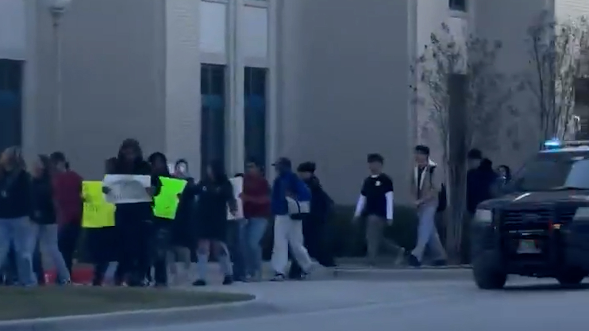 Texas high school students walk out of class protesting ICE agents