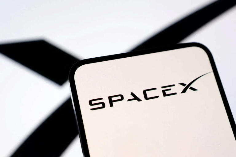SpaceX Files FCC Application for 1 Million AI Data Center Satellites