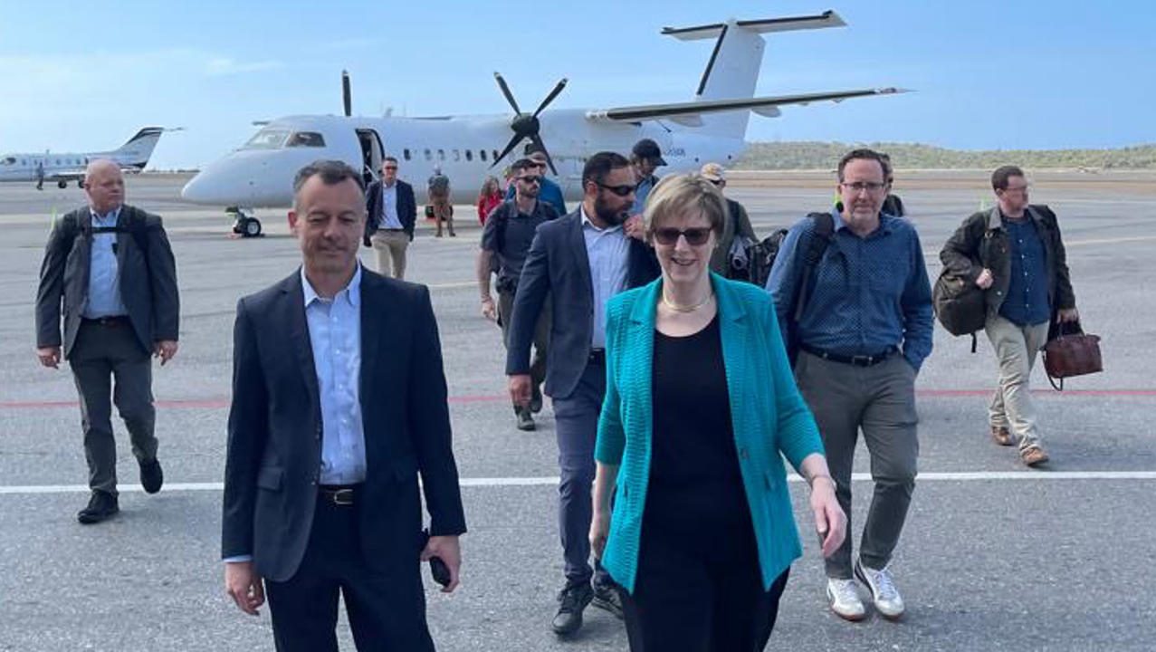 US diplomats arrive in Venezuela to reopen embassy after 7 years