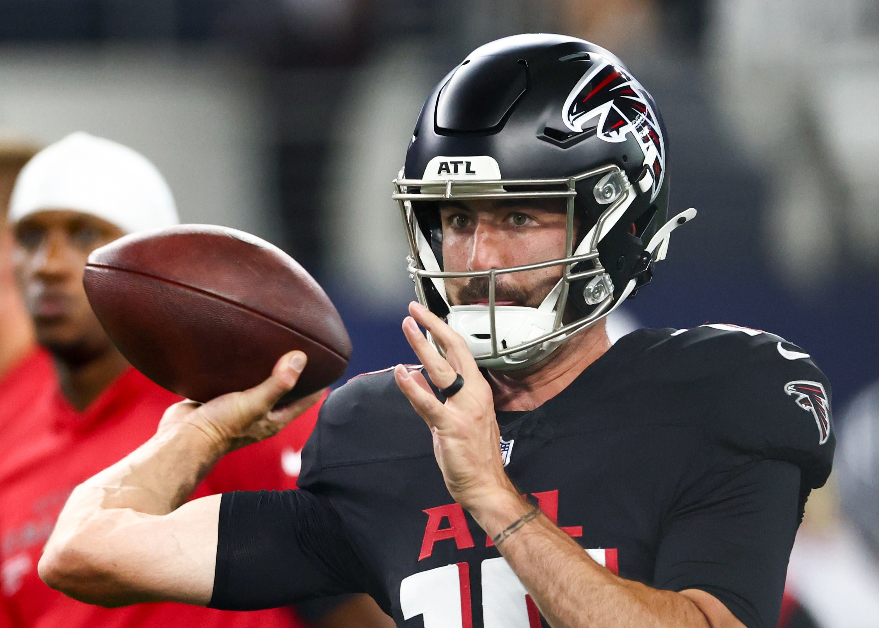 9 Broncos players have not re-signed with team<br>