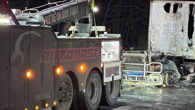 Traffic shut down after tractor-trailer fire on Route 1 in Waldoboro