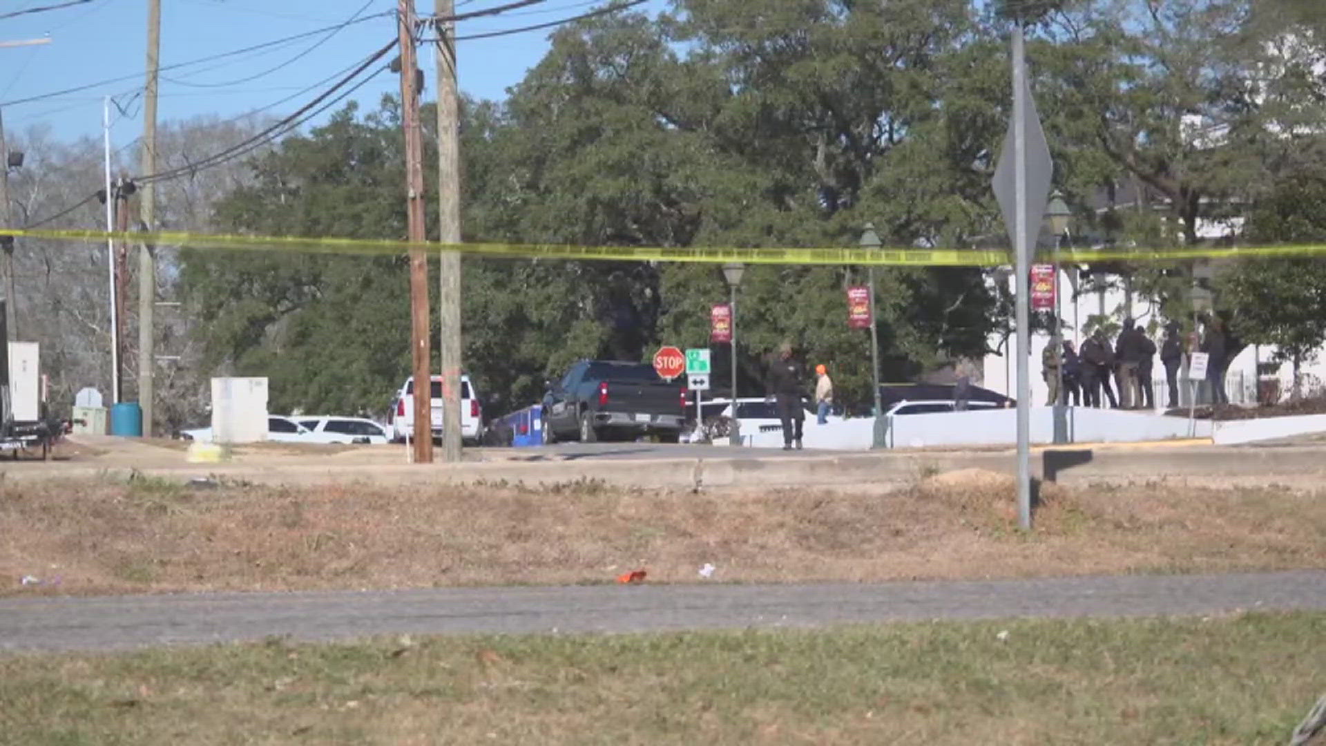 5 injured, including child, in Louisiana Mardi Gras parade shooting
