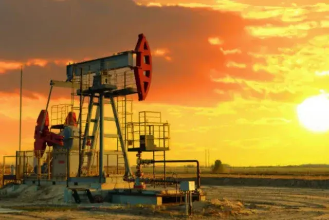 Petróleo iStock