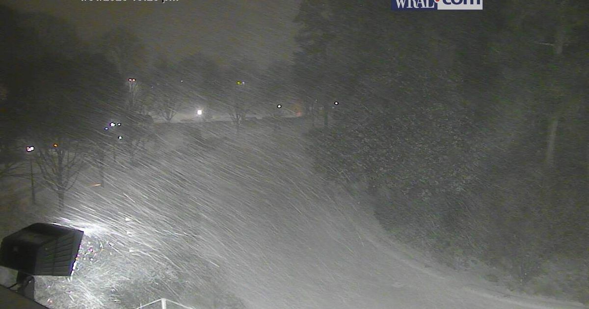 NC winter storm latest: Interstate 85 reopened after 100 vehicles were stranded on roadway<br><br>