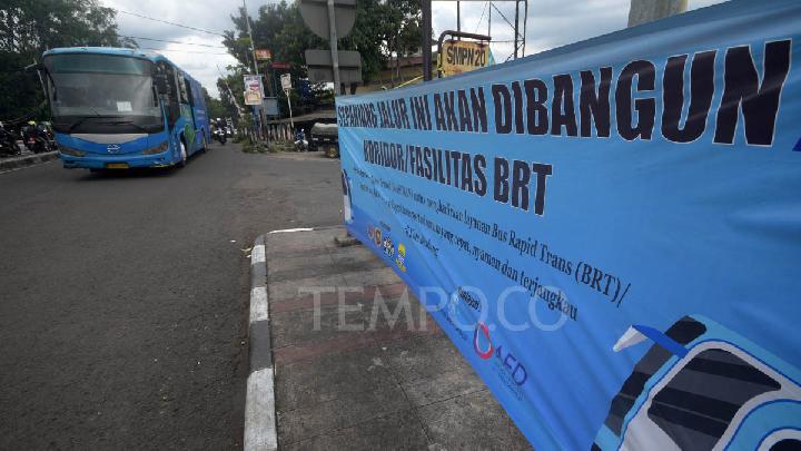 Ilustrasi Halte Bus Rapid Transit (BRT) Bandung