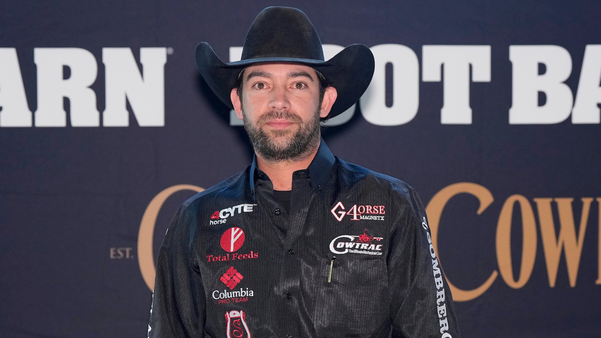 adan banuelos net worth