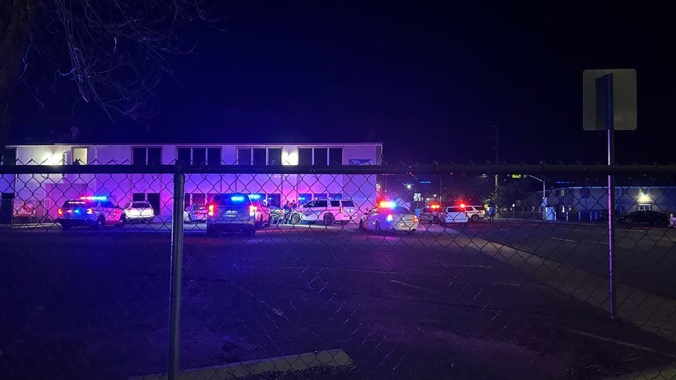 Man in custody after carjacking attempt leads to standoff in Sparks