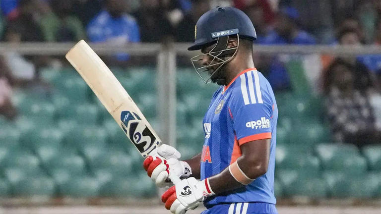 'I don't see Sanju Samson being part of the XI': Gavaskar drops big ...