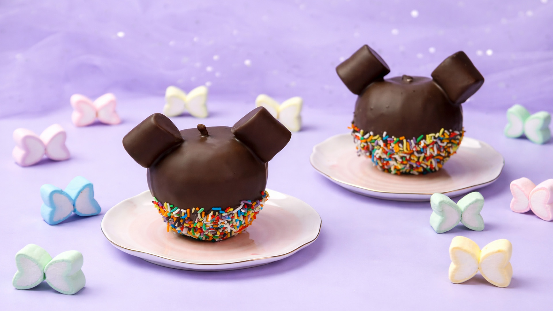 Step by step chocolate cake making and decorating tutorial