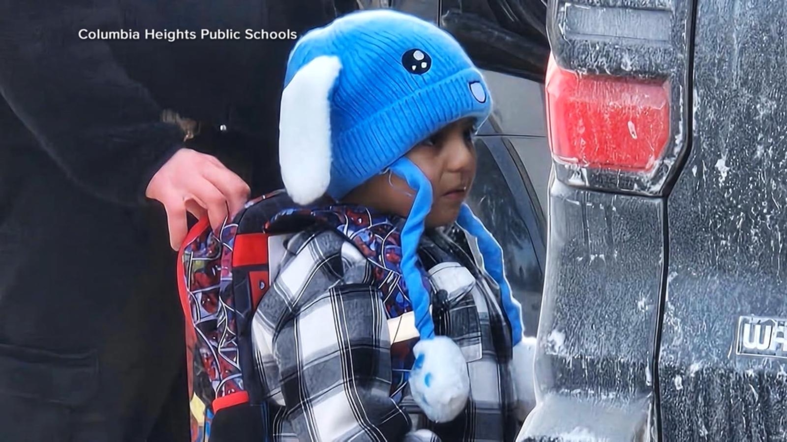 Federal judge orders release of little boy and father from detention center<br><br>