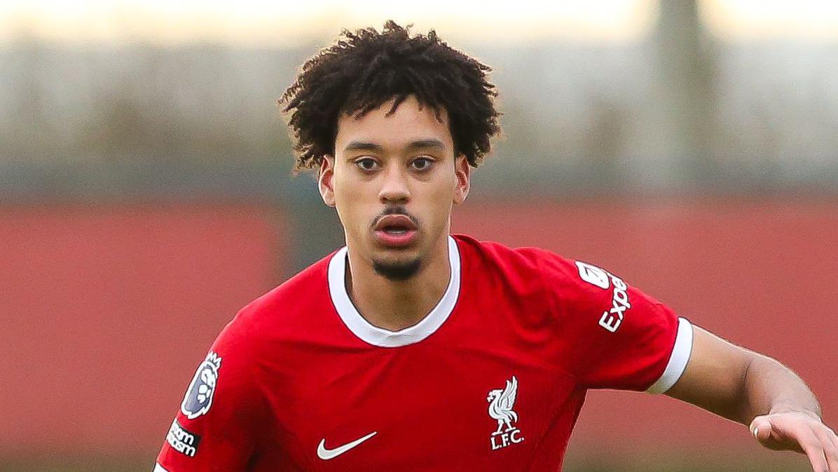 Cardiff sign Liverpool left-back Scanlon on loan